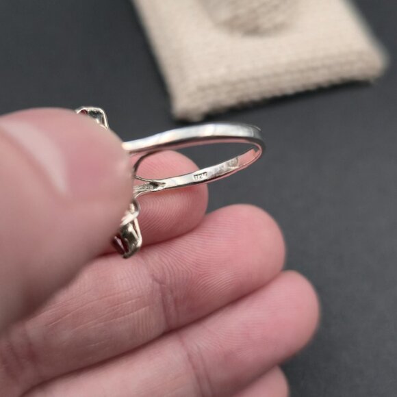 Size 8.25 Sterling Silver Red And Clear Cluster Cubic Zirconia Ring A6715 - Picture 6 of 9